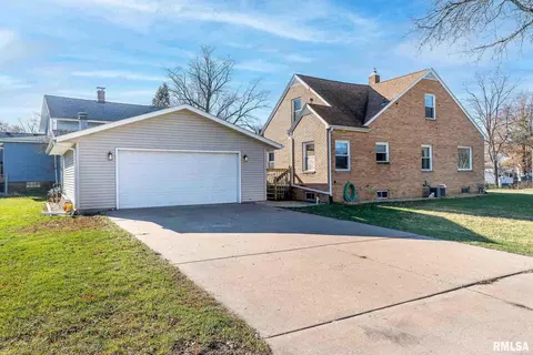 1804 41st St, Moline, IL 61265 photo 2