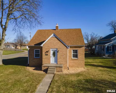 1804 41st St, Moline, IL 61265 photo 23
