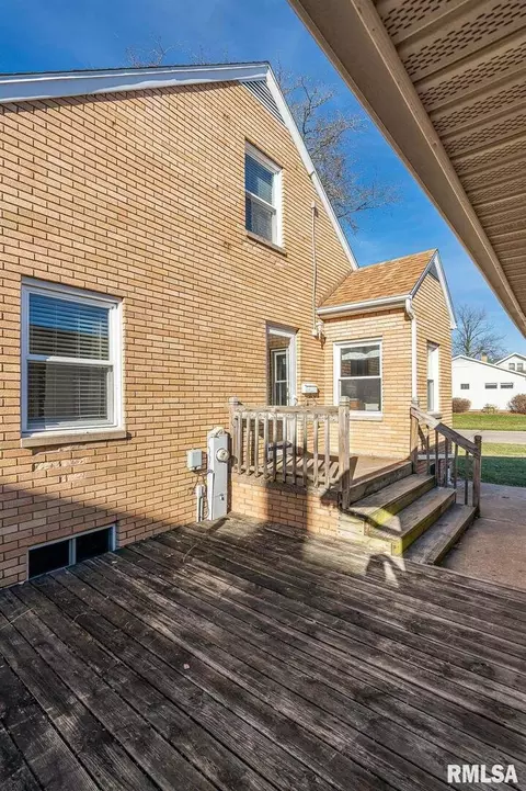 1804 41st St, Moline, IL 61265 photo 21