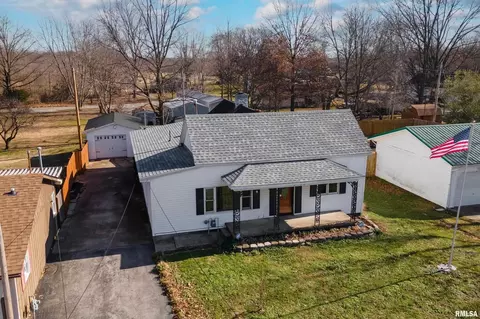2406 Saline Ave, Eldorado, IL 62930 photo 2