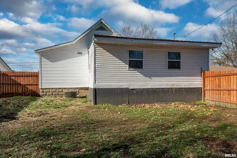 2406 Saline Ave, Eldorado, IL 62930 photo 29