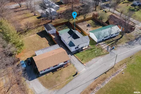 2406 Saline Ave, Eldorado, IL 62930 photo 25