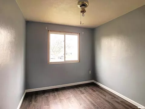 967 40th St, Moline, IL 61265 photo 7