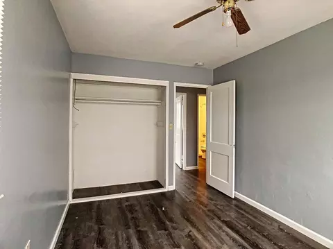 967 40th St, Moline, IL 61265 photo 11