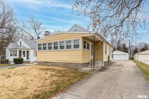 625 33rd Ave, Moline, IL 61265 photo 2