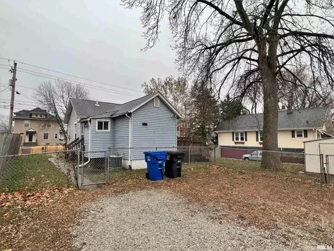1519 16th St, Moline, IL 61265 photo 4