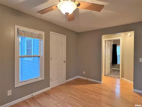 1519 16th St, Moline, IL 61265 photo 10