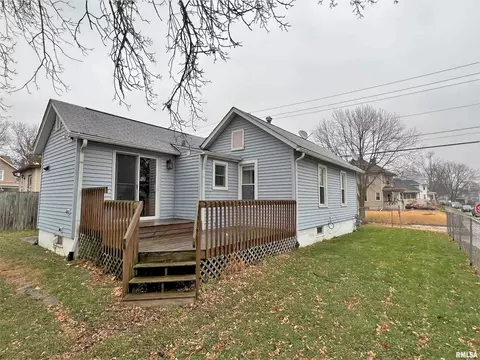 1519 16th St, Moline, IL 61265 photo 3