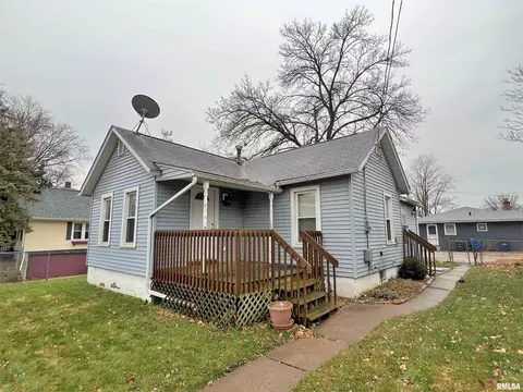 1519 16th St, Moline, IL 61265 photo 1