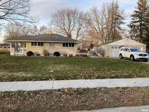 4419 26th Ave, Moline, IL 61265 photo 2