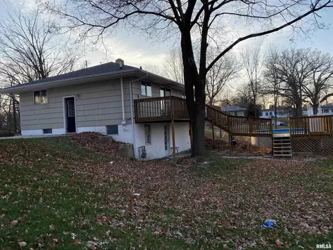 4419 26th Ave, Moline, IL 61265 photo 4