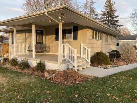 4419 26th Ave, Moline, IL 61265 photo 1