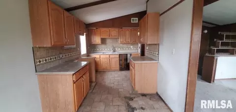 4020 14th St, Moline, IL 61265 photo 7