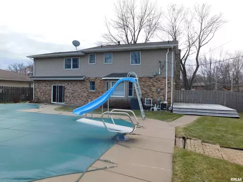2902 30th St, Moline, IL 61265 photo 28
