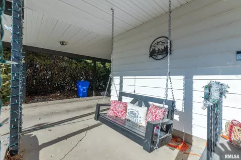 454 Page St, Kewanee, IL 61443 photo 3