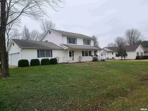 3033 Willow Branch Ln, Herrin, IL 62948 photo 2