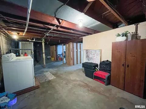 158 7th St, Silvis, IL 61282 photo 18