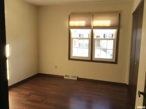 4005 16th Ave, Moline, IL 61265 photo 10