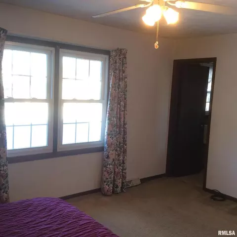 4005 16th Ave, Moline, IL 61265 photo 9