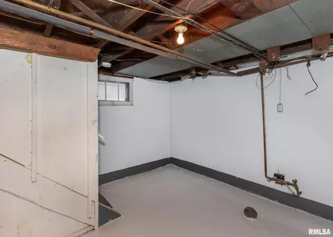 1320 25th St, Moline, IL 61265 photo 35
