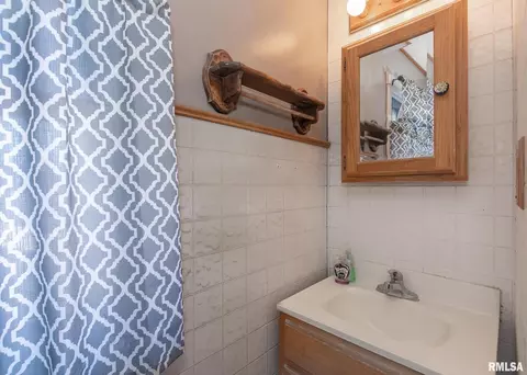 1320 25th St, Moline, IL 61265 photo 30