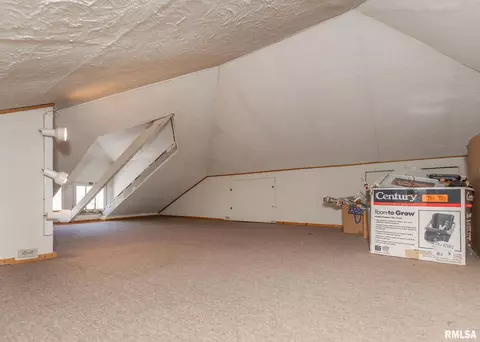 1320 25th St, Moline, IL 61265 photo 31