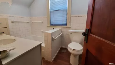 2413 18th Ave, Moline, IL 61265 photo 18