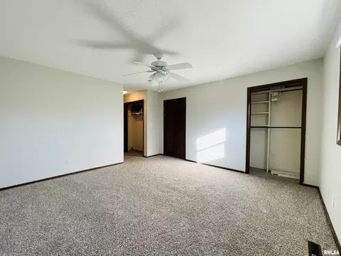 40 Douglas Dr, Herrin, IL 62948 photo 22