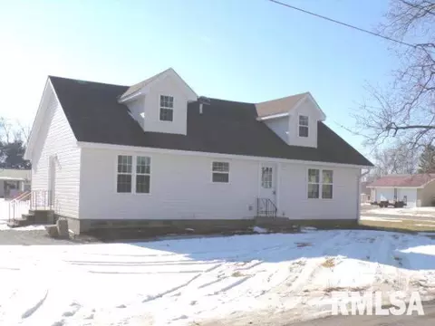 910 NW 2nd St, Aledo, IL 61231 photo 2