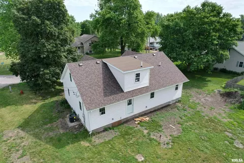 910 NW 2nd St, Aledo, IL 61231 photo 31