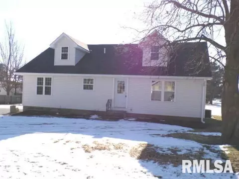 910 NW 2nd St, Aledo, IL 61231 photo 1