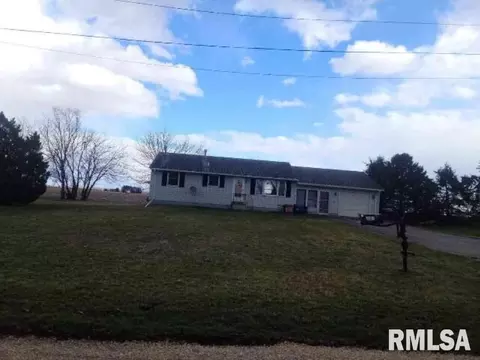 303 E 1st St, Sublette, IL 61367 photo 1