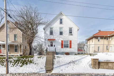 1115 17th St, Moline, IL 61265 photo 1