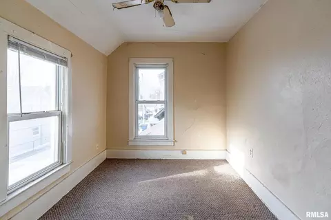 1115 17th St, Moline, IL 61265 photo 11