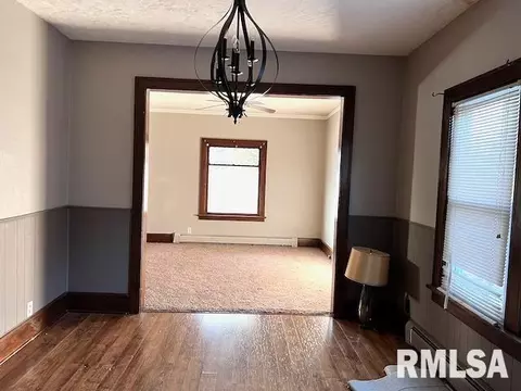 1158 26th St, Moline, IL 61265 photo 4