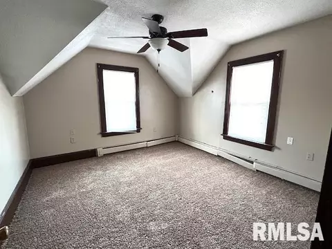 1158 26th St, Moline, IL 61265 photo 12