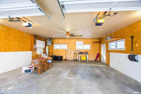 307 E South St, Morrison, IL 61270 photo 39