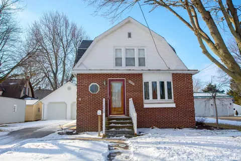 307 E South St, Morrison, IL 61270 photo 2