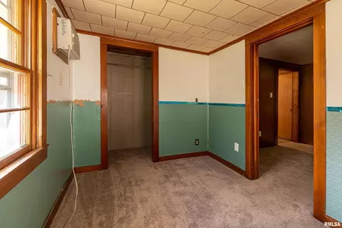310 E Bond St, Herrin, IL 62948 photo 13