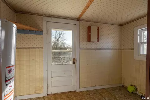 310 E Bond St, Herrin, IL 62948 photo 24
