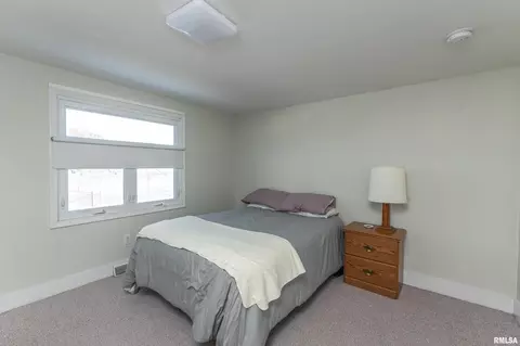 504 23rd Ave, Moline, IL 61265 photo 13