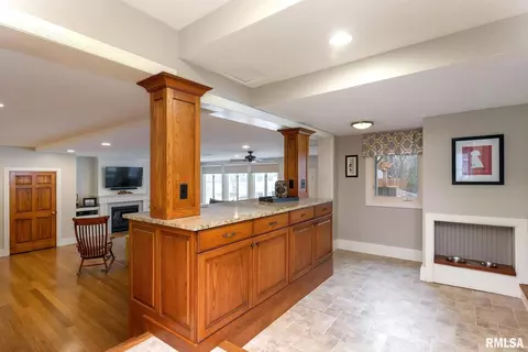 912 1st Ave, Hampton, IL 61256 photo 16