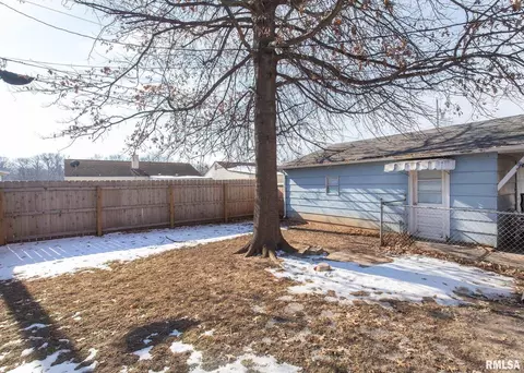 3710 14th Ave, Moline, IL 61265 photo 3