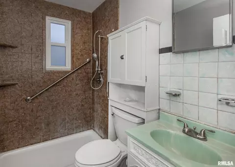3710 14th Ave, Moline, IL 61265 photo 17