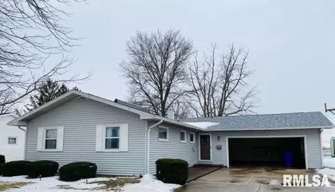 611 Midland Dr, Kewanee, IL 61443 photo 1