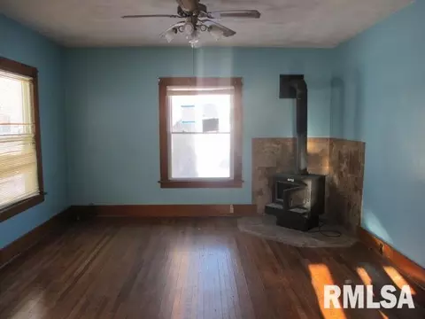 400 S Genesee St, Morrison, IL 61270 photo 3