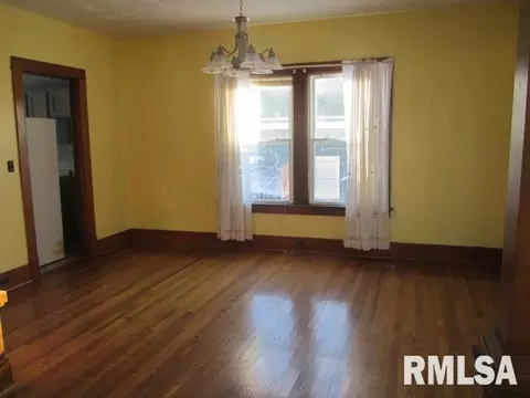 400 S Genesee St, Morrison, IL 61270 photo 4