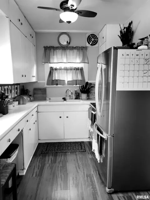 2424 15th Ave, Moline, IL 61265 photo 20