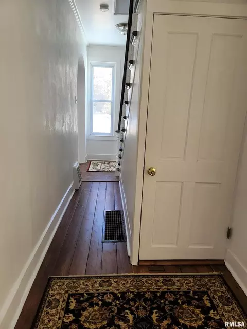 508 4th St, Fulton, IL 61252 photo 9