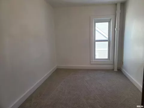 508 4th St, Fulton, IL 61252 photo 4